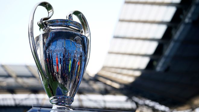 在轉會市場 在轉會市場